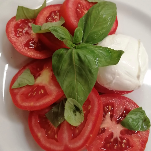 Caprese con mozzarella di bufala