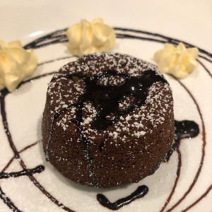 Soufflè con cuore caldo di cioccolato